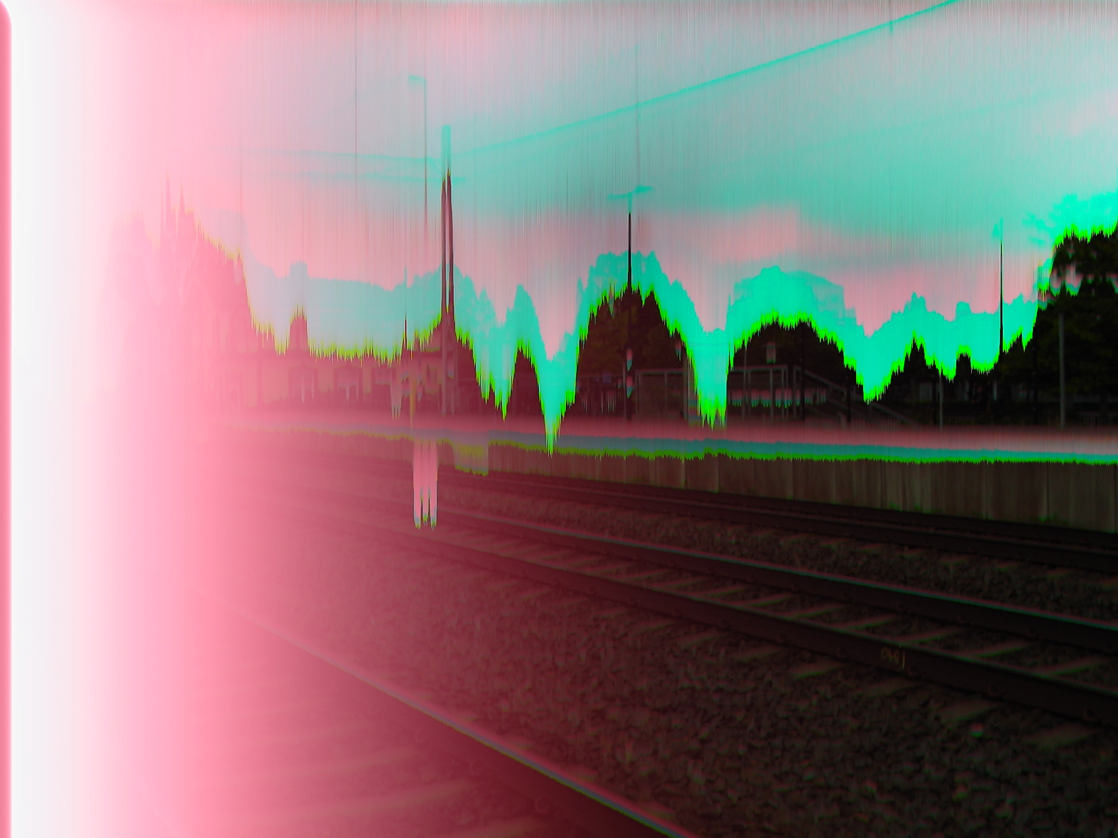 Uglatto Cascade: Tierp train station